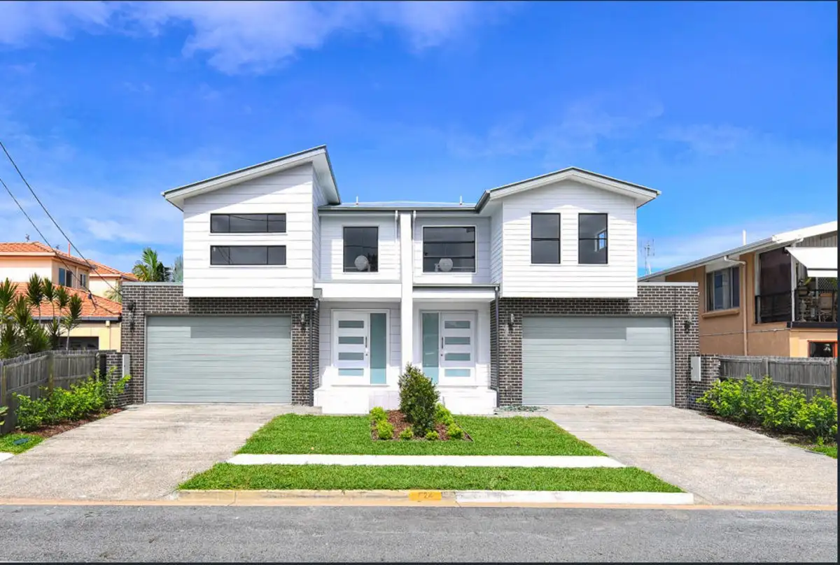 Main view of Homely house listing, 1/24 Abalone Avenue, Paradise Point QLD 4216