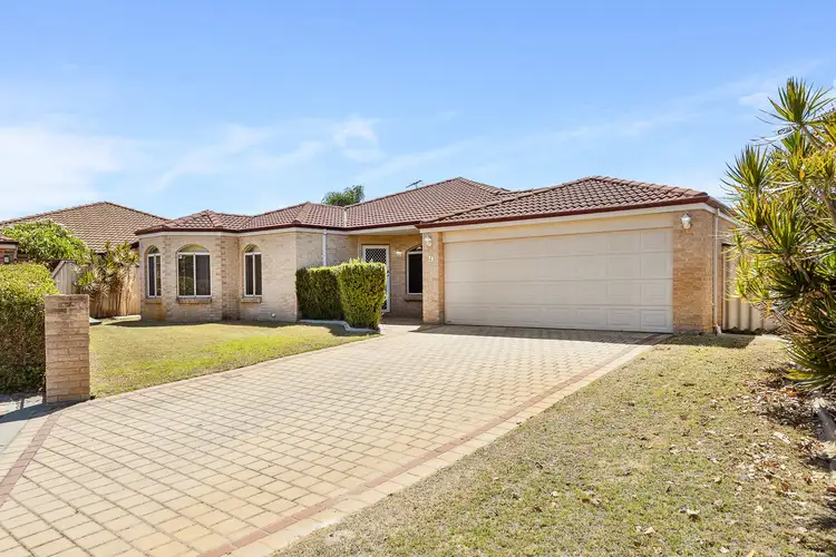 9 Salamanca Parkway, Port Kennedy WA 6172