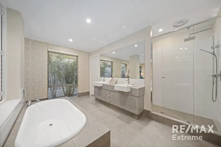 Sixth view of Homely house listing, 2 Montreal Street, Wanneroo WA 6065