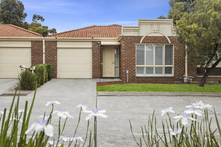 6 Kristian Drive, Hillside VIC 3037