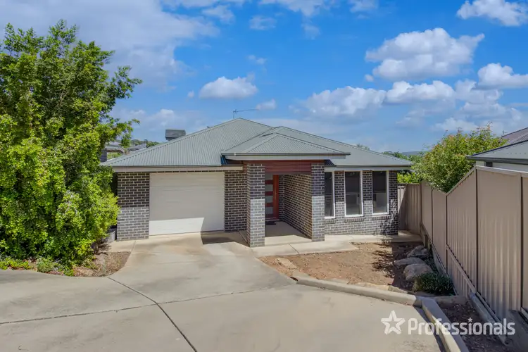 Second view of Homely villa listing, 5/15 Murndal Place, Bourkelands NSW 2650