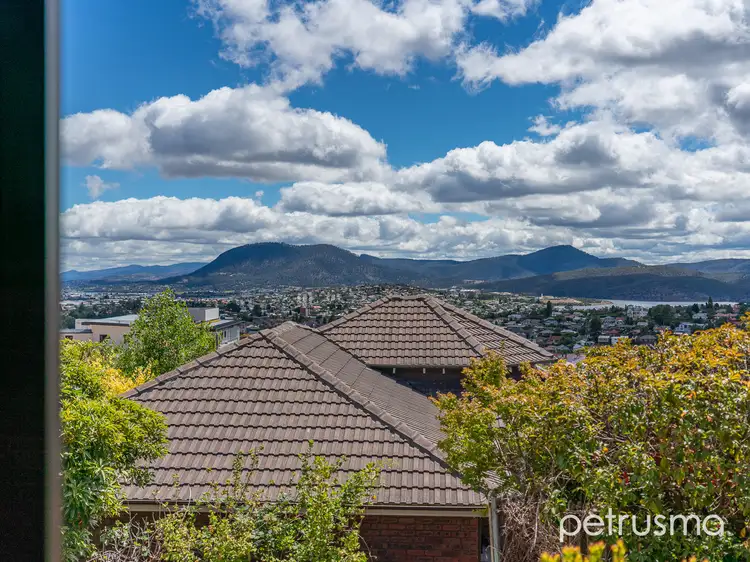 Main view of Homely unit listing, 4/5 Alt-Na-Craig Avenue, Mount Stuart TAS 7000