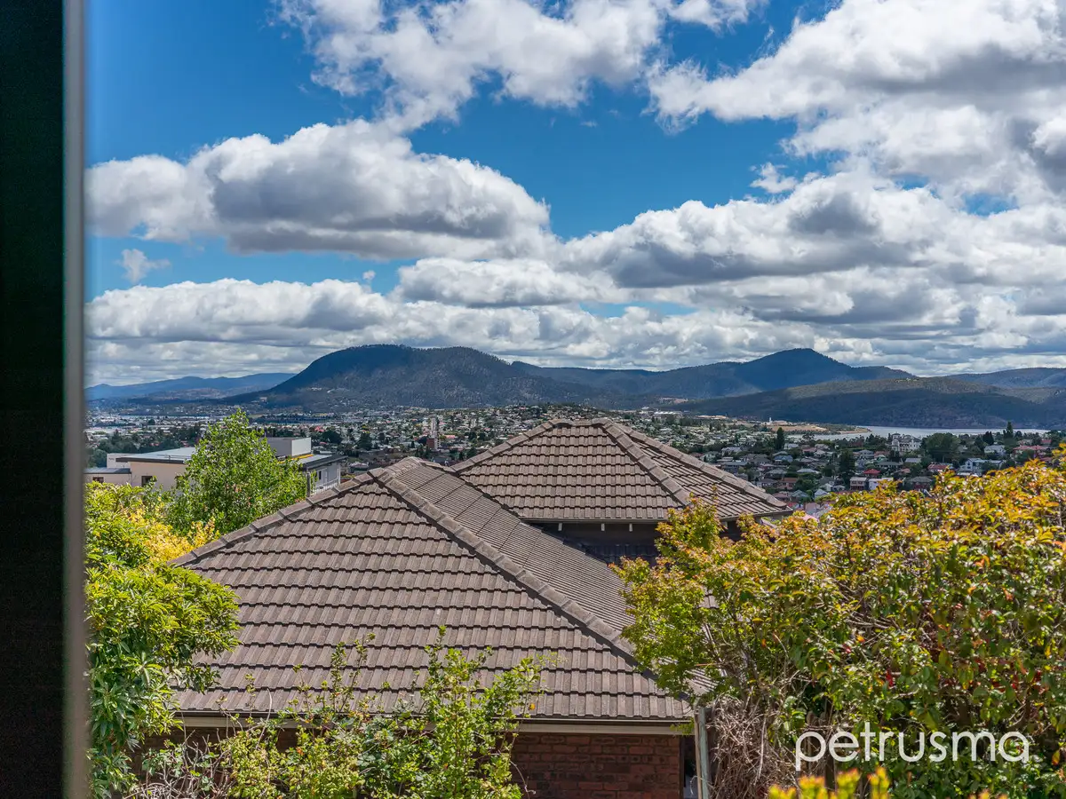 Main view of Homely unit listing, 4/5 Alt-Na-Craig Avenue, Mount Stuart TAS 7000