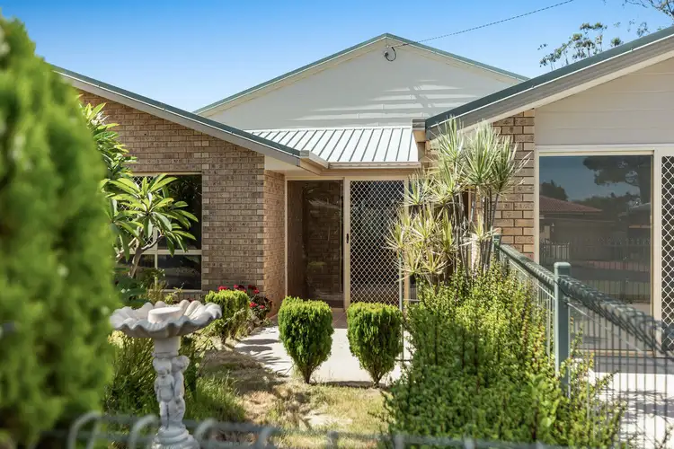 11 Trousdell Court
