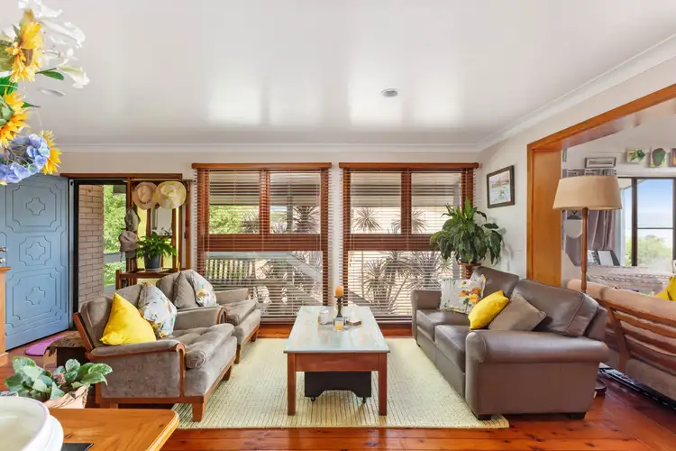 Sixth view of Homely house listing, 2 Theile Place, Mount Warrigal NSW 2528