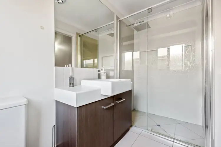 Sixth view of Homely unit listing, 2/12 McDowall Street, Newtown QLD 4350