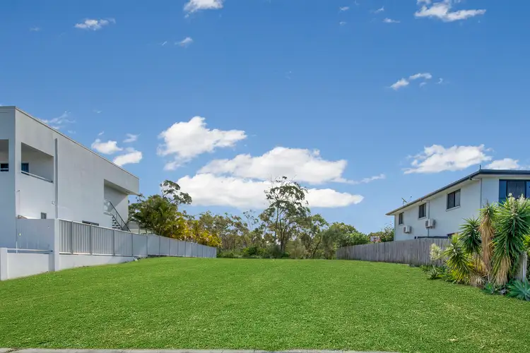 19 Dolphin Terrace, South Gladstone QLD 4680