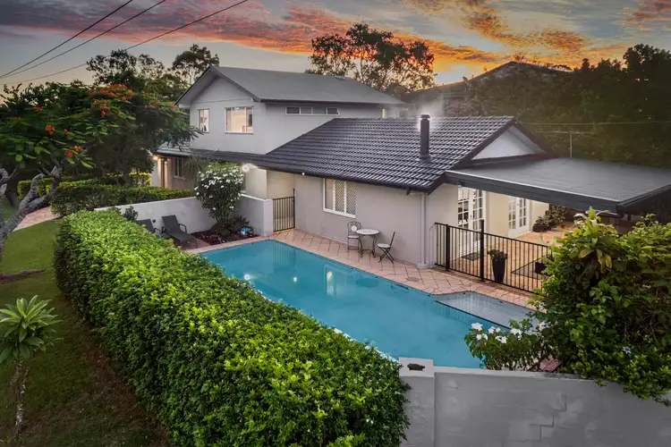 42 Coombell Street