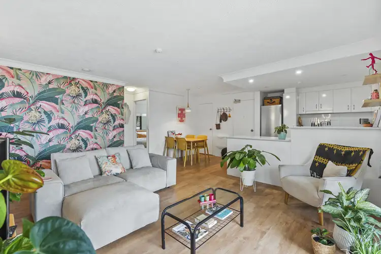 Fifth view of Homely unit listing, 102/29 Hill Avenue, Burleigh Heads QLD 4220
