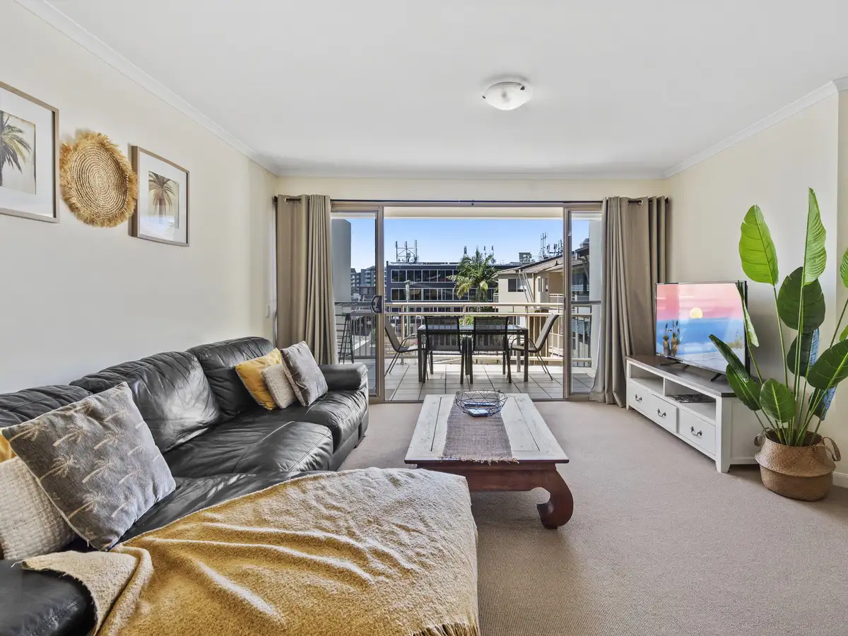 Main view of Homely unit listing, 52/4 Park Avenue, Burleigh Heads QLD 4220