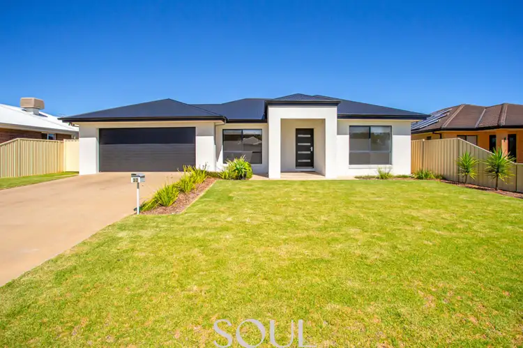 32 Madden Drive, Griffith NSW 2680