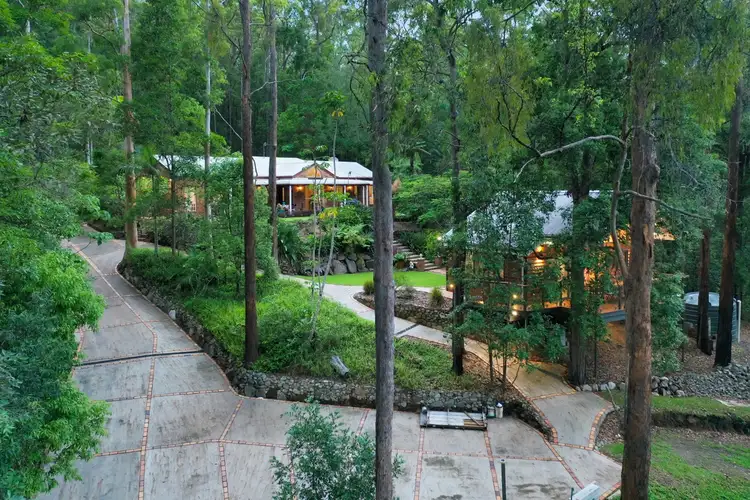 27 Luxton Court, Tallebudgera Valley QLD 4228