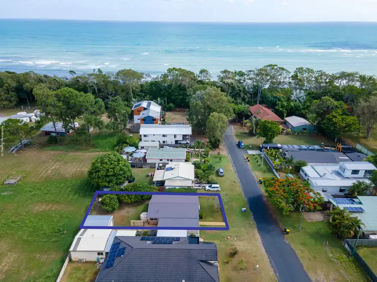 11 Ries Road, Toogoom QLD 4655