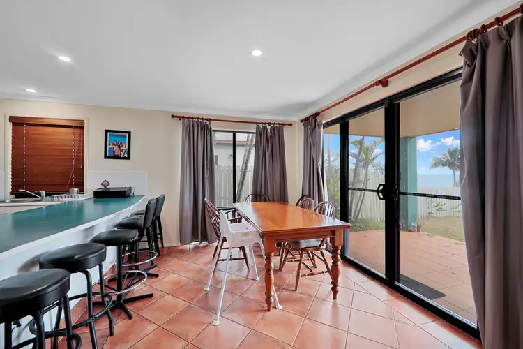 Sixth view of Homely house listing, 1 Chantelle Circuit, Coral Cove QLD 4670