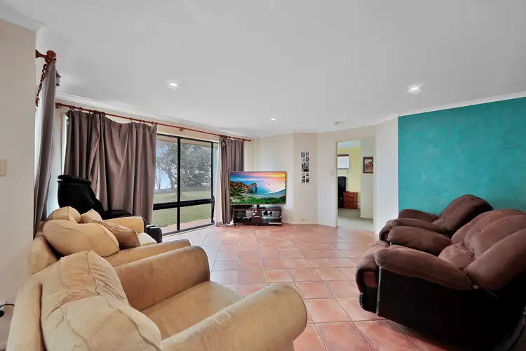 Seventh view of Homely house listing, 1 Chantelle Circuit, Coral Cove QLD 4670