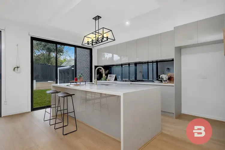 Fifth view of Homely townhouse listing, 1/16 Strathallan Road, Macleod VIC 3085