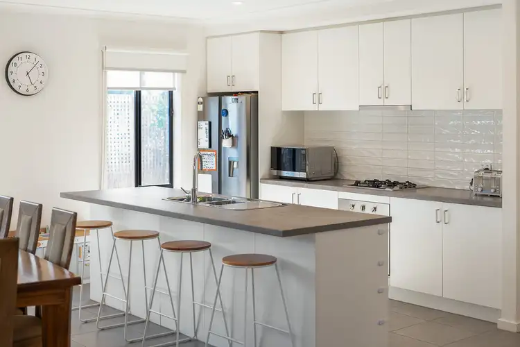 Fourth view of Homely townhouse listing, 17 Hotelier Court, Skye VIC 3977