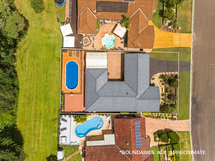 Second view of Homely house listing, 5 Judy Anne Close, Green Point NSW 2251