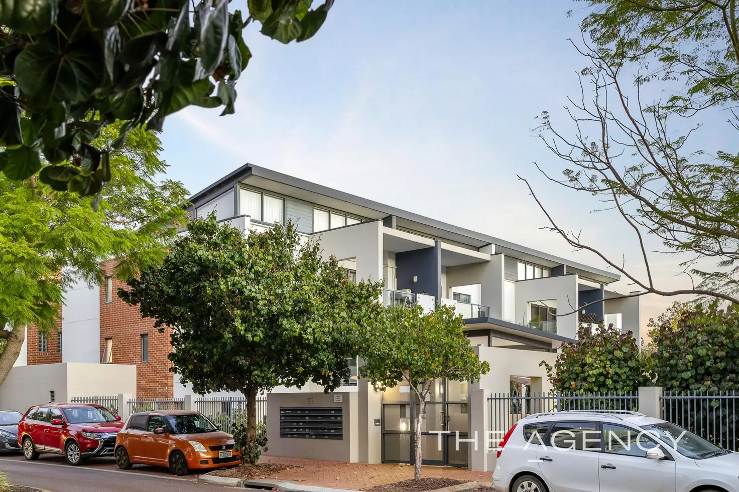 Main view of Homely unit listing, 30/11 Tanunda Drive, Rivervale WA 6103