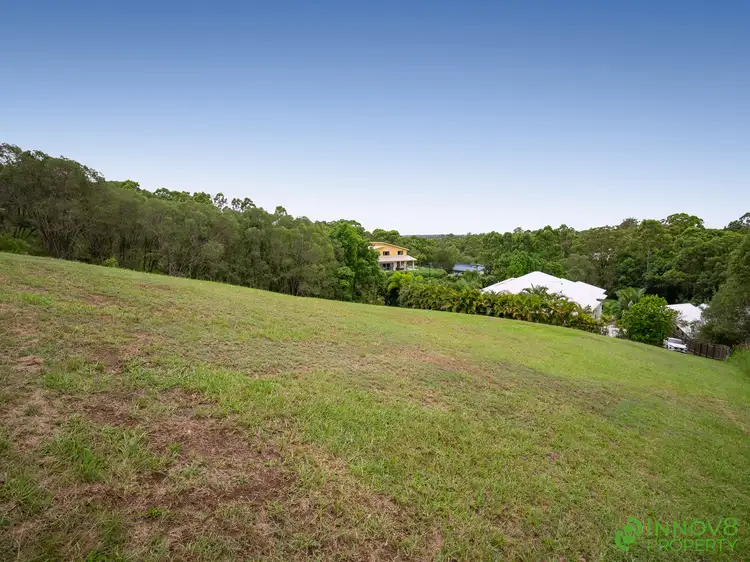 6 Lottie Place, Cashmere QLD 4500