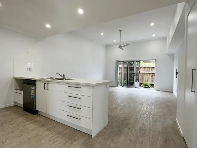 Third view of Homely unit listing, 21/1 Links Court, Urraween QLD 4655