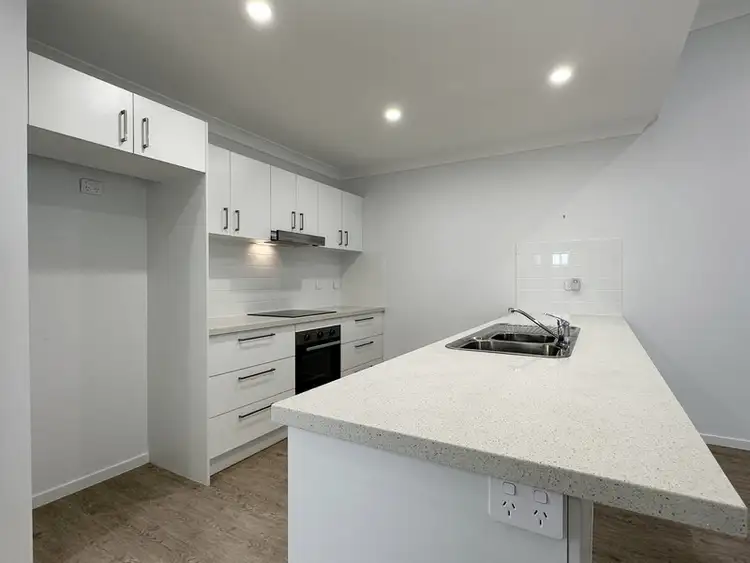 Fourth view of Homely unit listing, 21/1 Links Court, Urraween QLD 4655