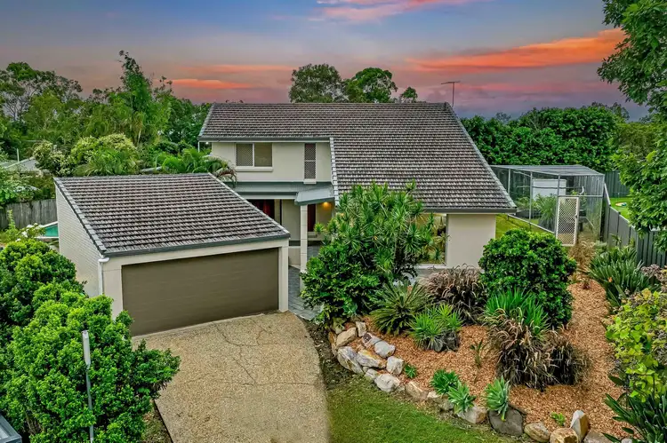 7 Helm Close, Jamboree Heights QLD 4074