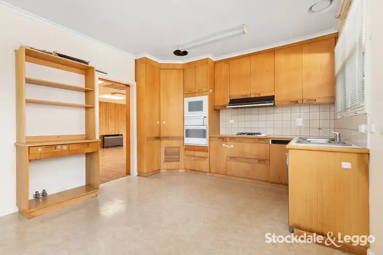 Fourth view of Homely house listing, 10 Vindon Avenue, Morwell VIC 3840