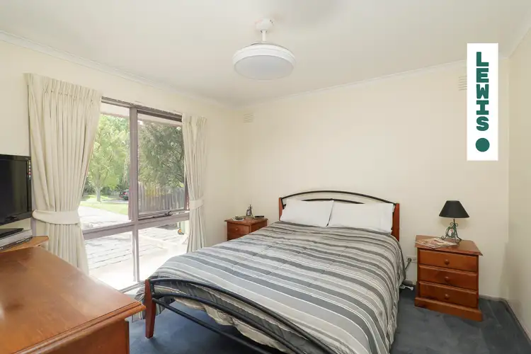 Seventh view of Homely house listing, 15 Yurana Court, St Helena VIC 3088