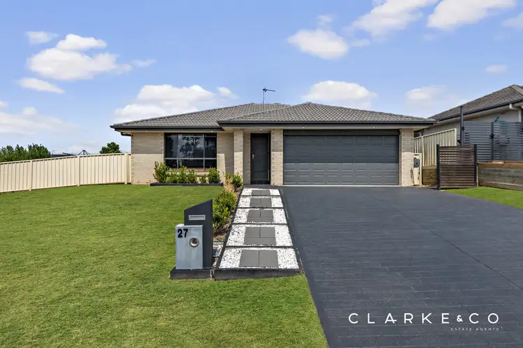 27 Fernleigh Avenue, Rutherford NSW 2320
