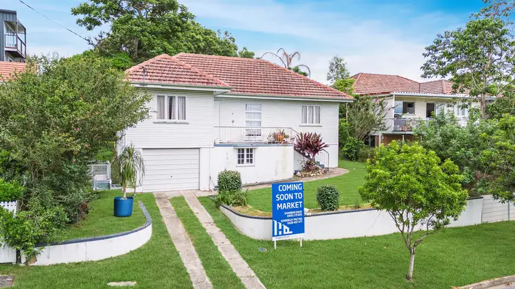 6 Mumbil Street, Stafford Heights QLD 4053