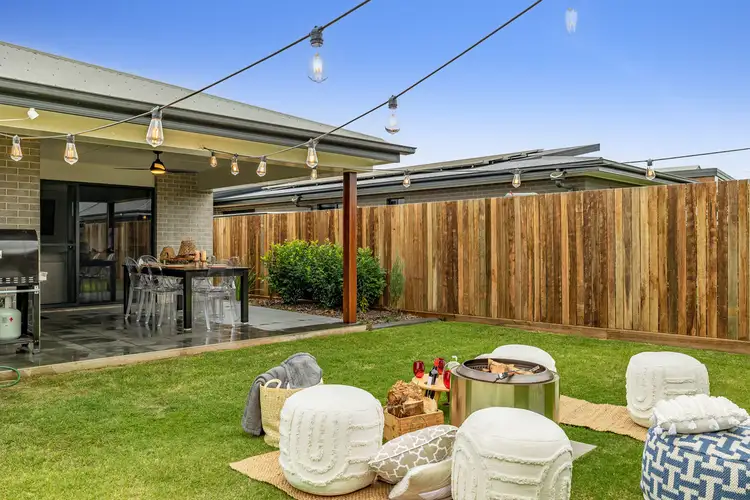 Third view of Homely house listing, 8 Madonna Circuit, Middle Ridge QLD 4350