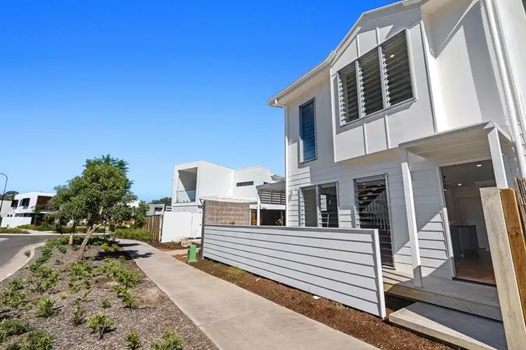 8 Bedarra Circuit, Maroochydore QLD 4558