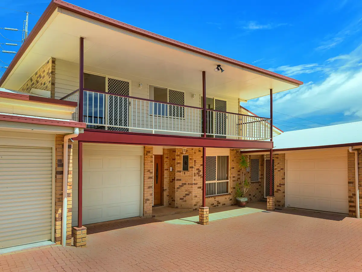 Main view of Homely townhouse listing, 2/17 Beer Court, Kearneys Spring QLD 4350