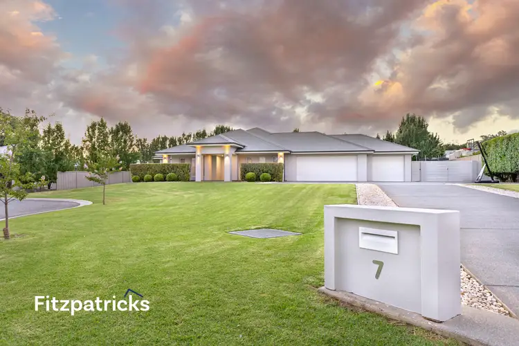7 Carnegie Court, Tatton NSW 2650