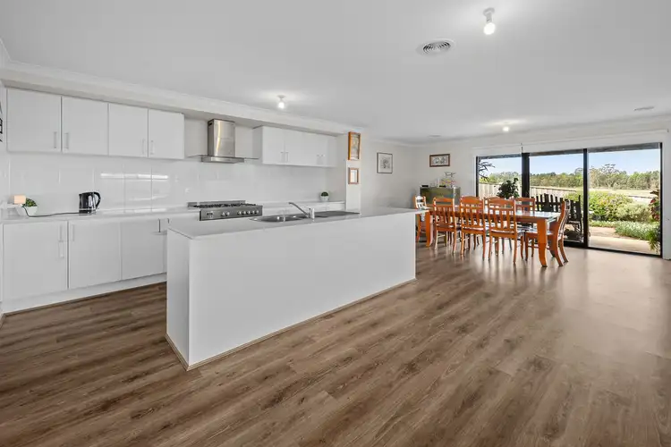 Fourth view of Homely house listing, 21 Highvale Rise, Warragul VIC 3820