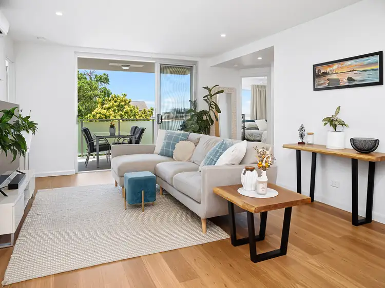 8/33-35 Saltair Street, Kings Beach QLD 4551