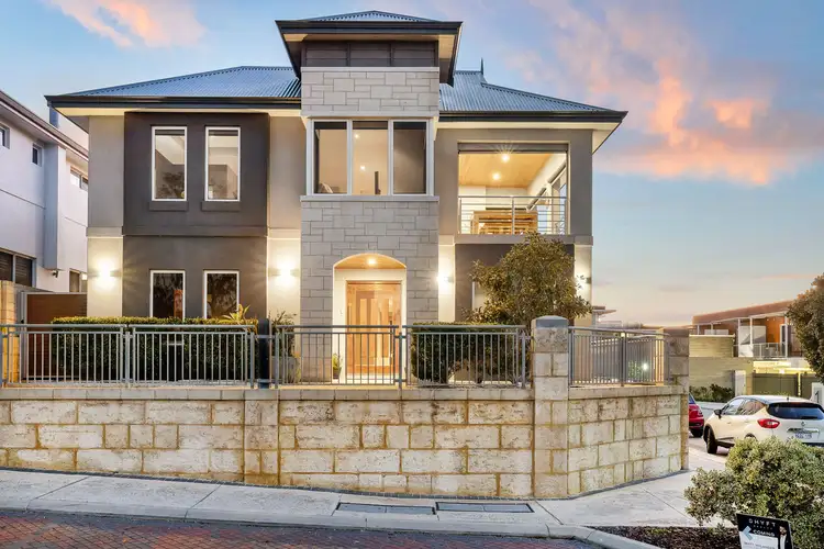 25 Portrush Way, Mindarie WA 6030