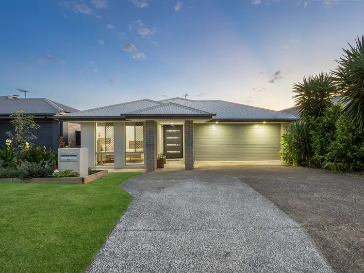 11 Heathcote Street, South Ripley QLD 4306