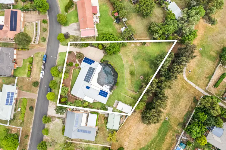27 Burgundy Street, Muswellbrook NSW 2333