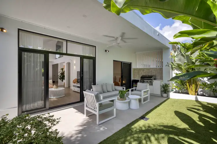 Fourth view of Homely semi-detached listing, 2/18 Poinciana Crescent, Bundall QLD 4217