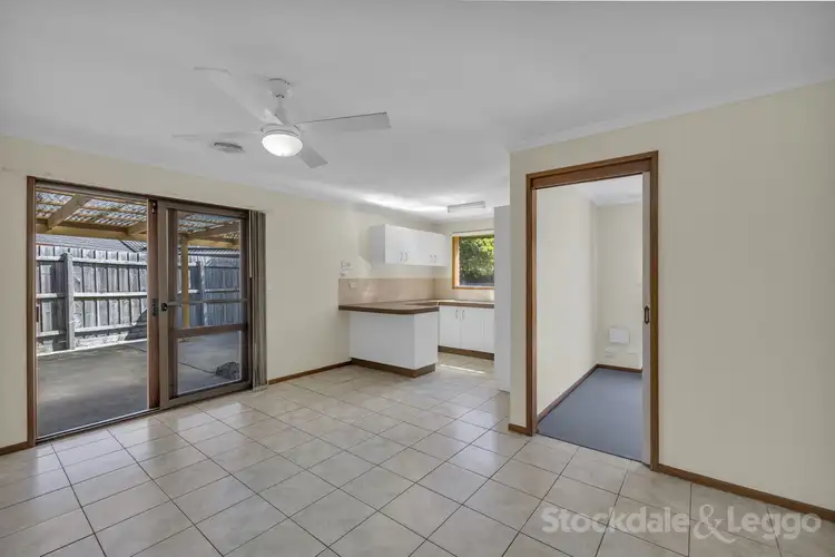 Fourth view of Homely house listing, 7 Jamie Close, Cranbourne VIC 3977