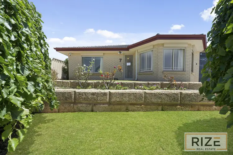 Fourth view of Homely house listing, 7 Elderiana Link, Banksia Grove WA 6031