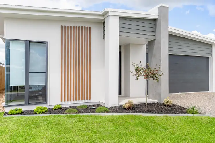 31 Frangipani Crescent, Nirimba QLD 4551