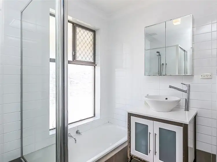 Sixth view of Homely house listing, 2 Westerly Crescent, Heathridge WA 6027