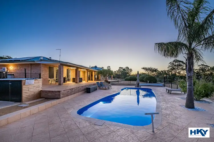 11 Avondale Green, Bullsbrook WA 6084