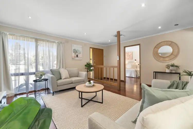 Second view of Homely house listing, 2 Jingai Court, Frankston VIC 3199