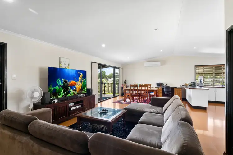 Sixth view of Homely house listing, 4 Serena Court, Monkland QLD 4570