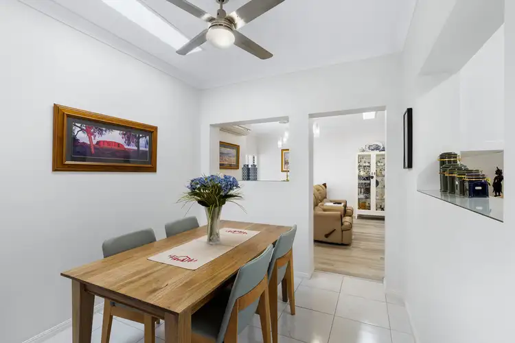 Sixth view of Homely semi-detached listing, 2/15 Eugenia Avenue, Rothwell QLD 4022