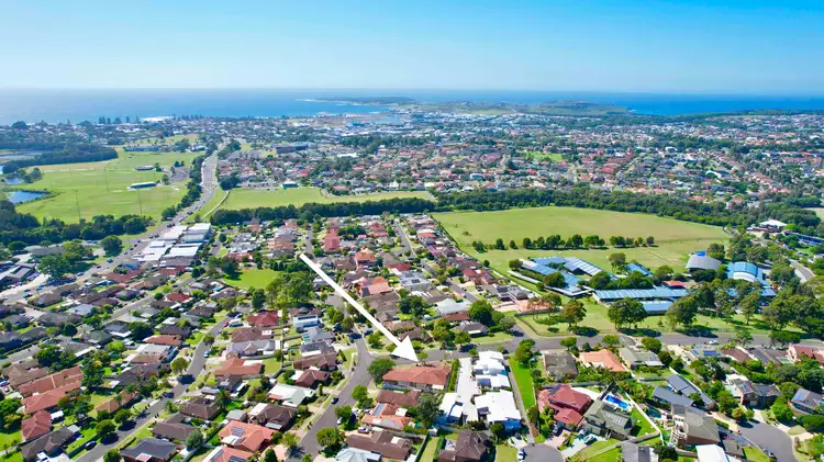 Second view of Homely villa listing, 1/2 Willinga Road, Flinders NSW 2529